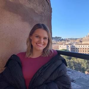 Meet your Posher, Isabella